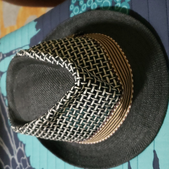 Hat - Picture 3 of 3